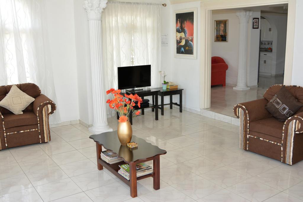 Paradise Palms Jamaica Vacation Rental Montego Bay Exterior foto